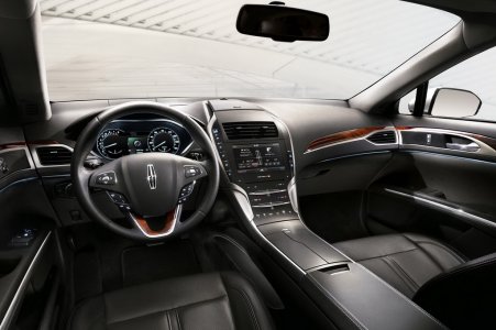 2013-Lincoln-MKZ-Interior.jpg
