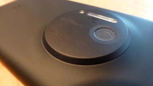1020-camera-bump.jpg
