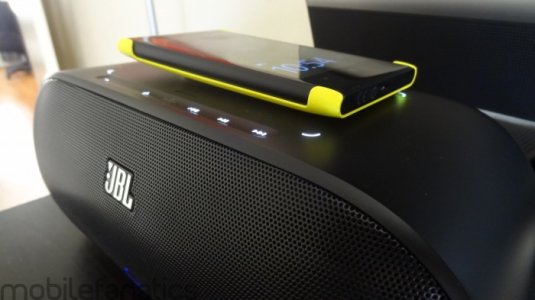 yellow-cc-3066-lumia-1020-nokia-14-700x393.jpg