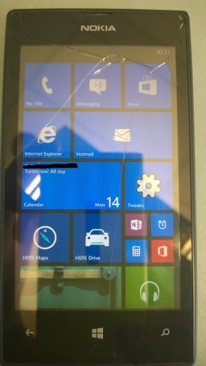 Lumia_520_3rd_tile_row.jpg Lumia_520_3rd_tile_row.jpg