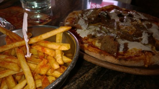 Chilli fries, kebab pizza.jpg