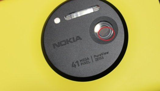 Nokia-Lumia-1020-Yellow-Camera.jpg