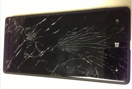8xCracked.jpg