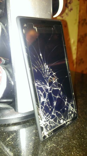 8X broken glass.jpg 8X broken glass.jpg