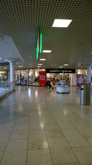Mall1.jpg