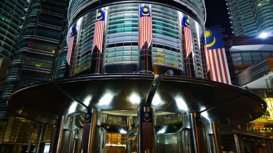 Petronas Twin Towers 3.jpg