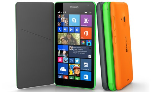 Lumia-535-with-cover.jpg Lumia-535-with-cover.jpg