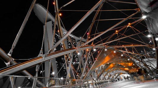 Singapore - Helix bridge.jpg