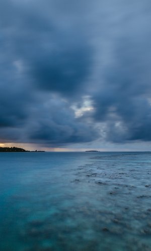 03785_maldiviansunset_768x1280.jpg