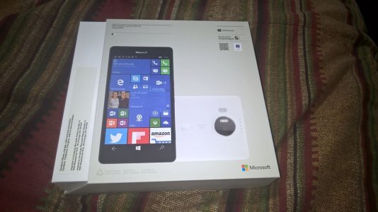 lumia.jpg