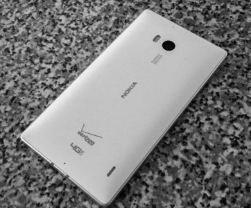 Nokia Lumia Icon 1 (1 of 1).jpg