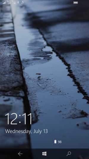 lockscreen_battery.jpg