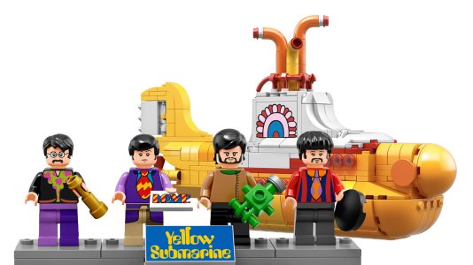 LEGO-Beatles-Yellow-Submarine.jpg