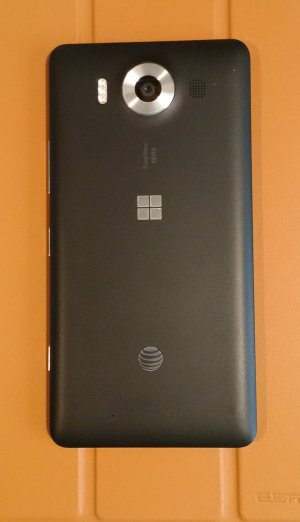 Lumia 950 back.jpg