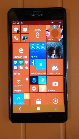 Lumia 950 front.jpg