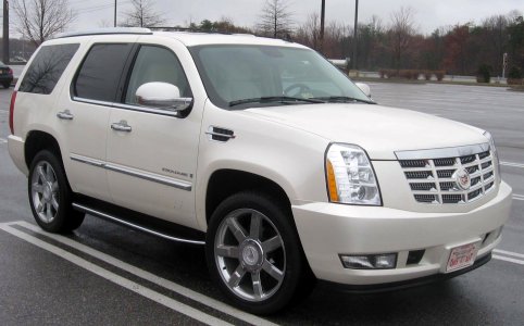 07-08_Cadillac_Escalade.jpg